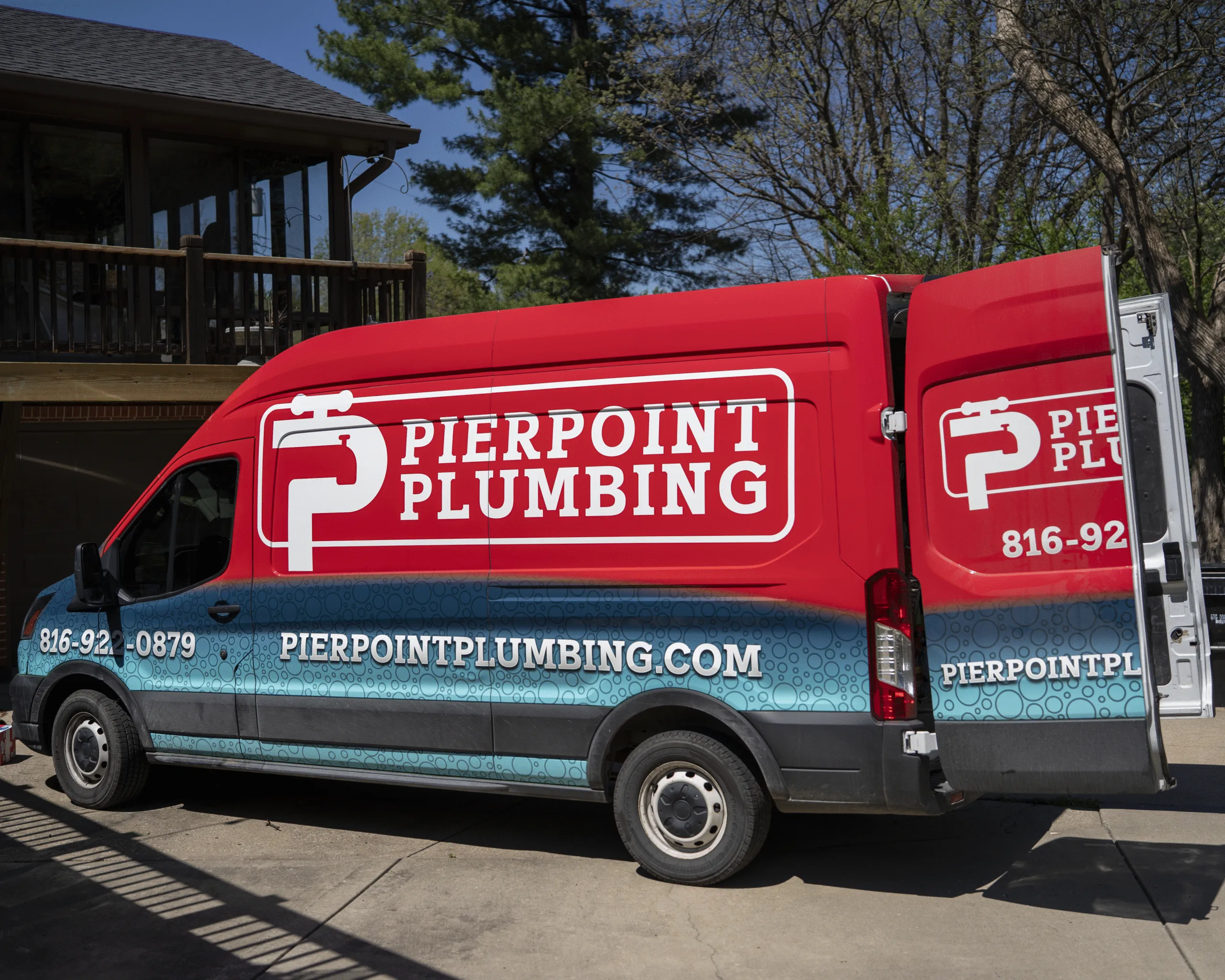Pierpoint Plumbing service van in Kansas City